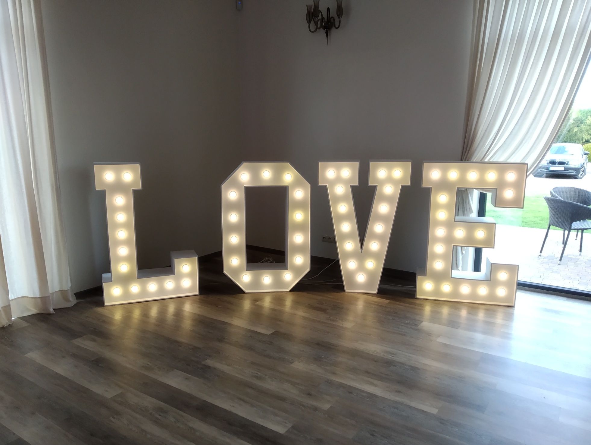 Napis LOVE ślub wesele LED