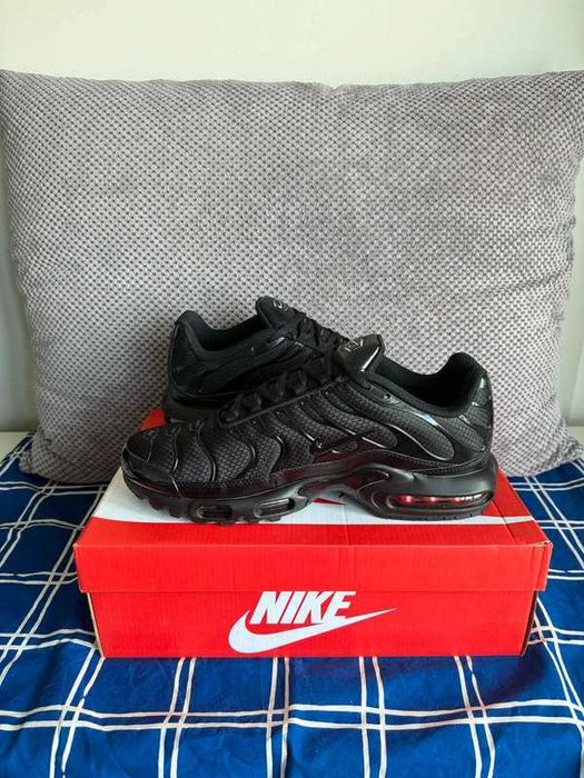 Buty meskie Nike Air Max Plus TN Black R.45