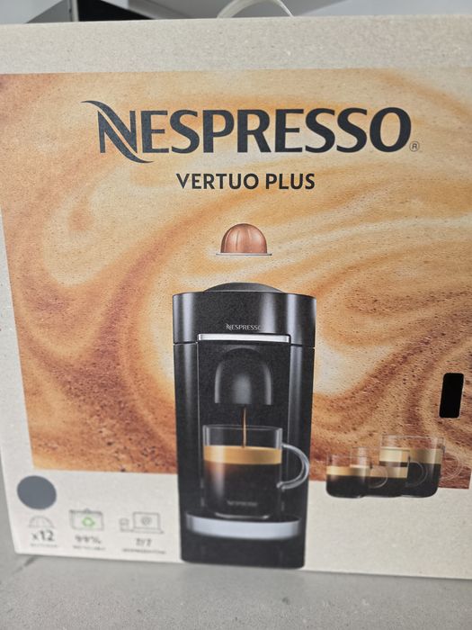 Máquina Nespresso Vertuo Plus