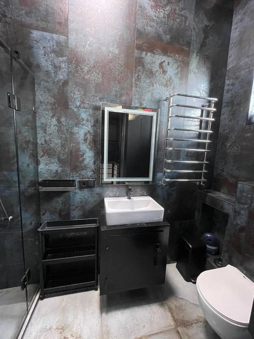 Здається 2 кім центр р-н Кобилянська