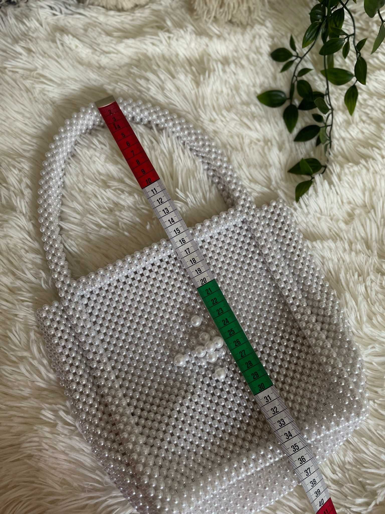 Torebka biała krem perłowa koraliki perły perełki pearl bag aesthetic