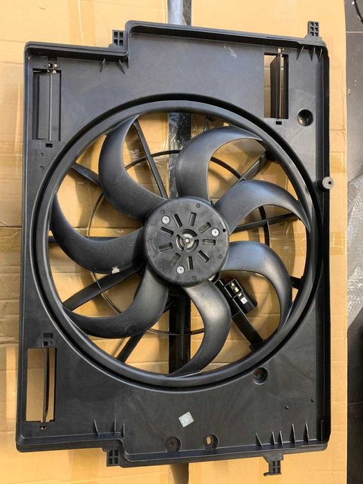 Volvo XC40 32222109 Вентилятор