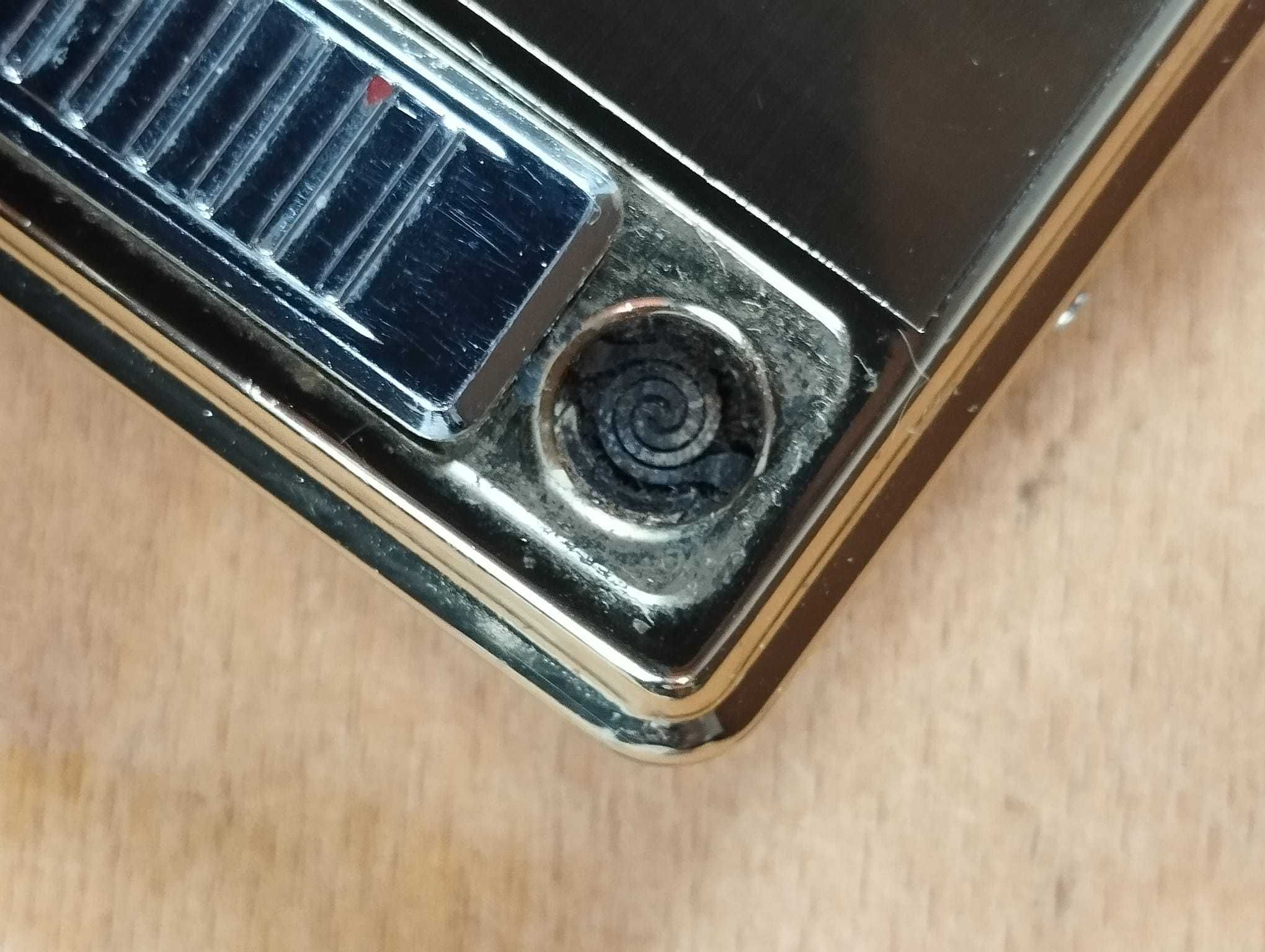 Cigarreira Águia com Isqueiro USB