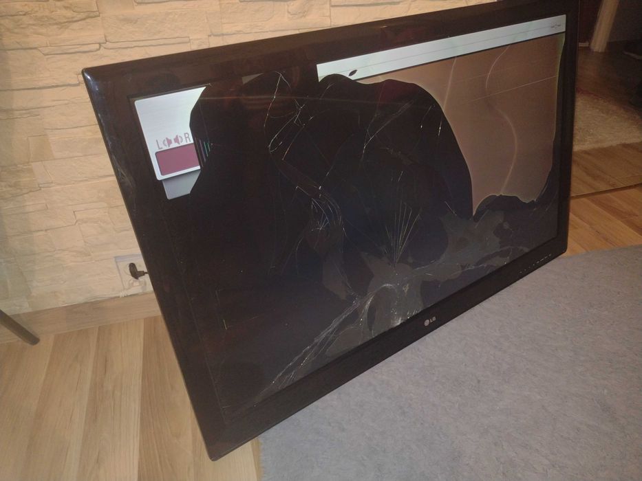 cześci od telewizora lg 42ls3400-zc