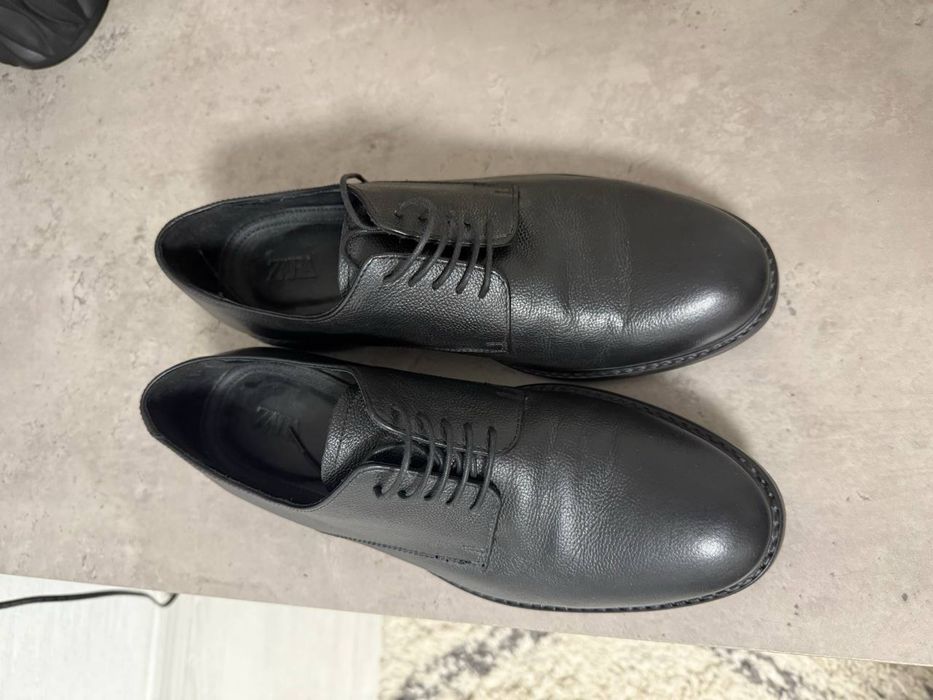 Продам чоловічі шкіряні черевики Zara