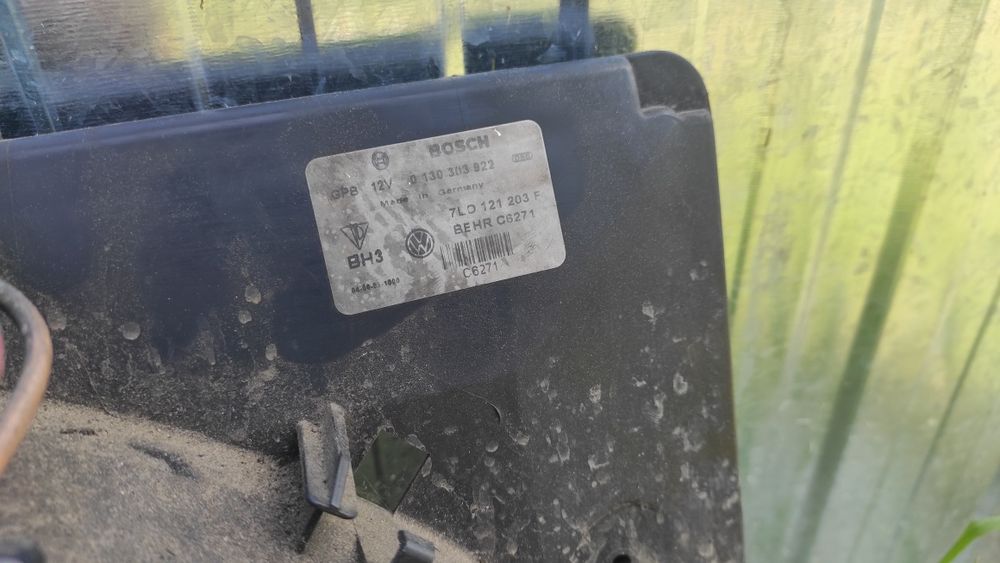 Wentylatory VW Touareg 2.5 TDI obudowa