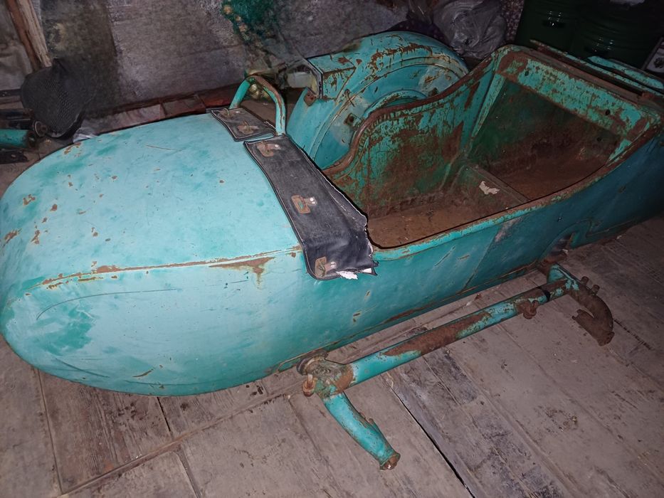 Коляска мотоцикл урал