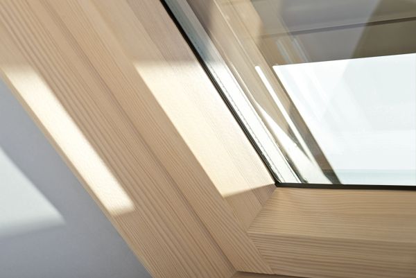 Roleta zewnętrzna Fakro ARZ KOMFORT Z-Wave 78x118  - ELEKTRYCZNA