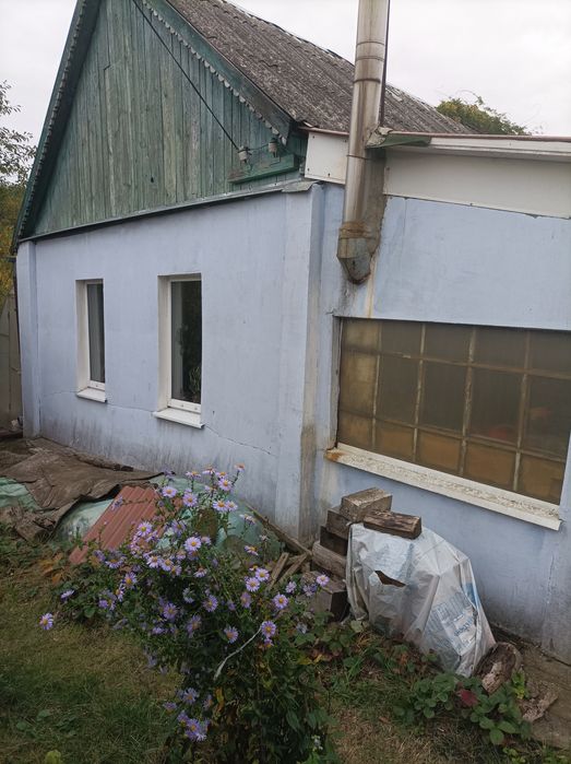 Продам домик в пригороде