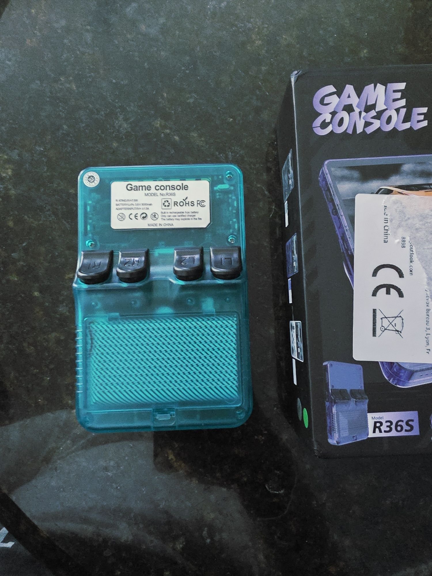 Game consola R36s