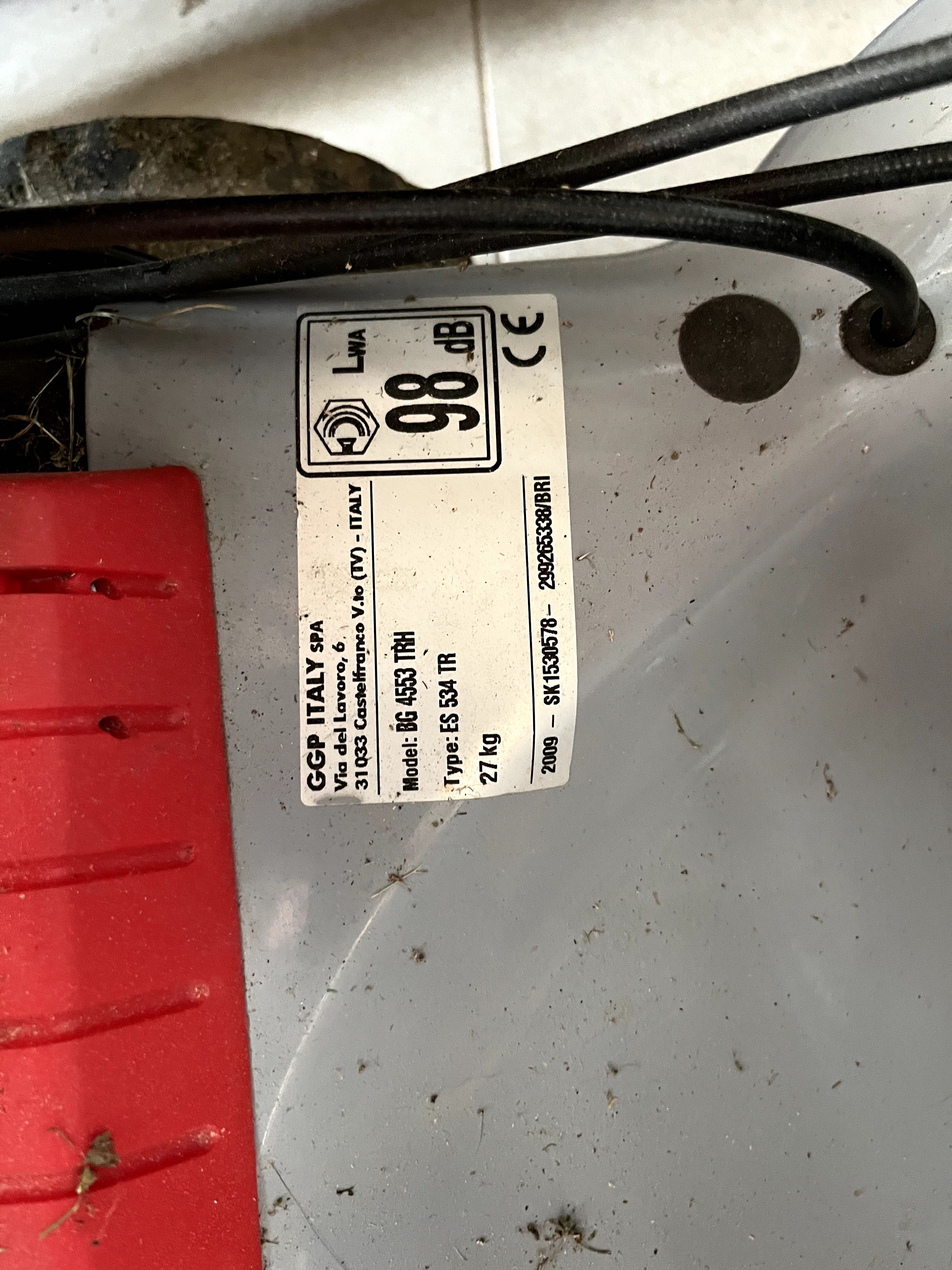 Corta reva, escarificado e corta sebes