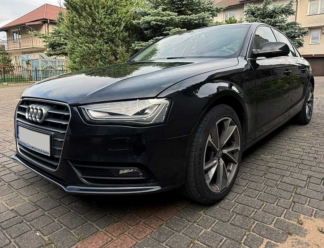 AUDI A4 B8 2013r. 2.0TFSI 211 km