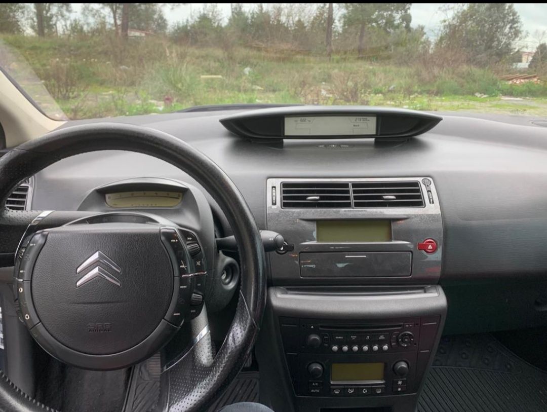 Citroën C4 1.6HD exclusive