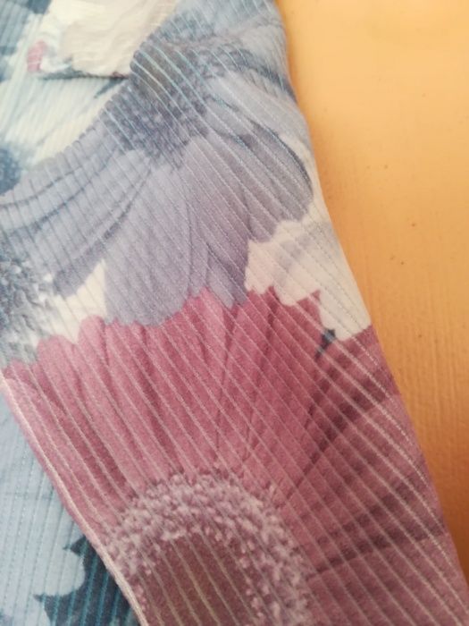 Piękny modny żakiet w kwiaty roz.40 jak nowy