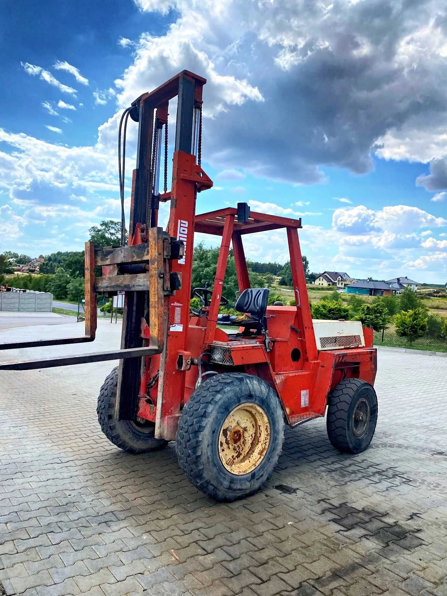 wózek widłowy terenowy MANITOU MC30H przesuw 3.0T hyster linde toyota