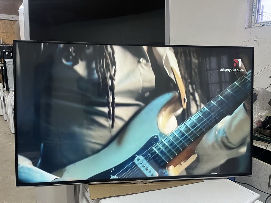 Телевізор JVC 49
