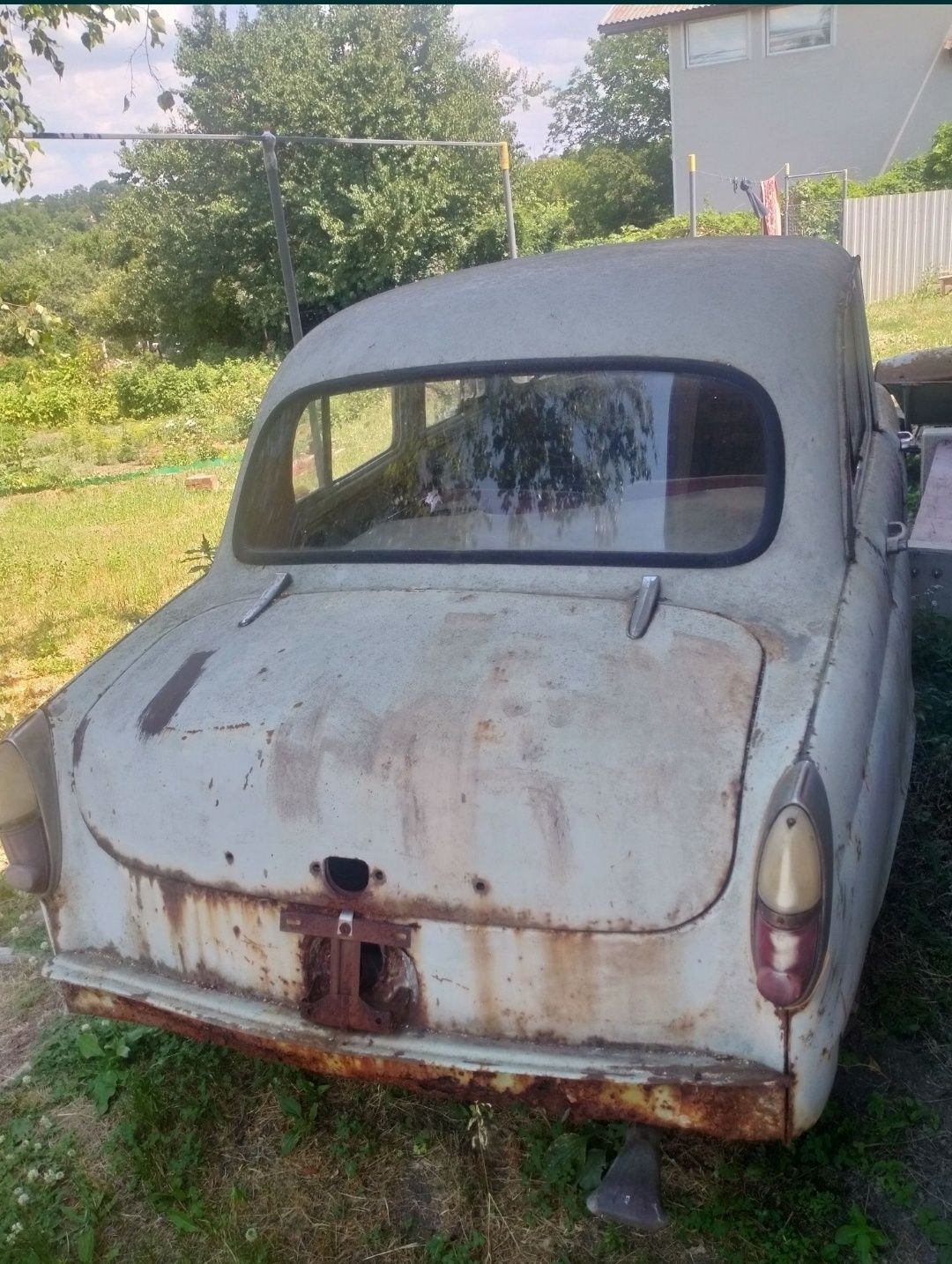 Продам Москвич 407