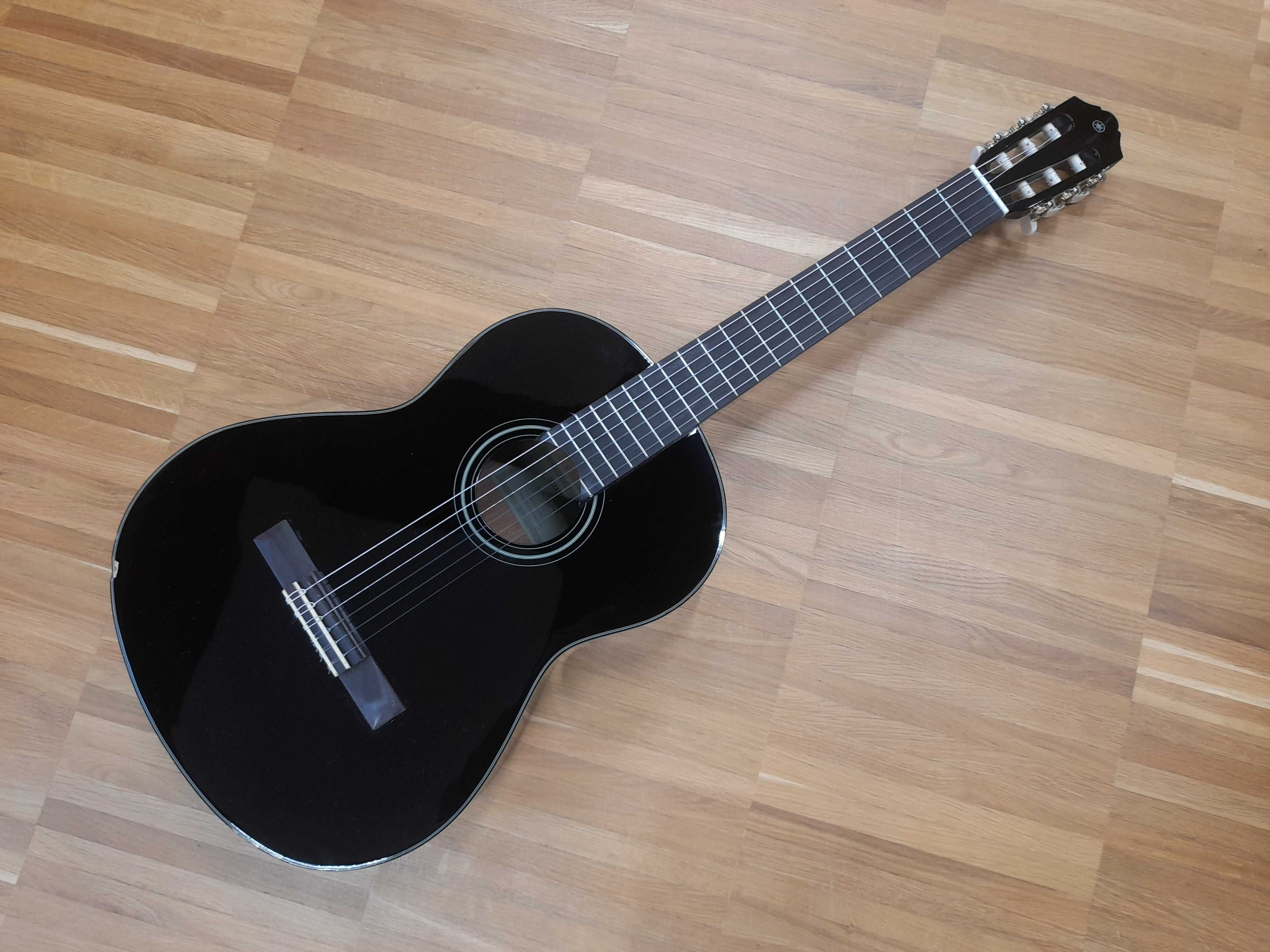 Gitara klasyczna YAMAHA C40 czarna