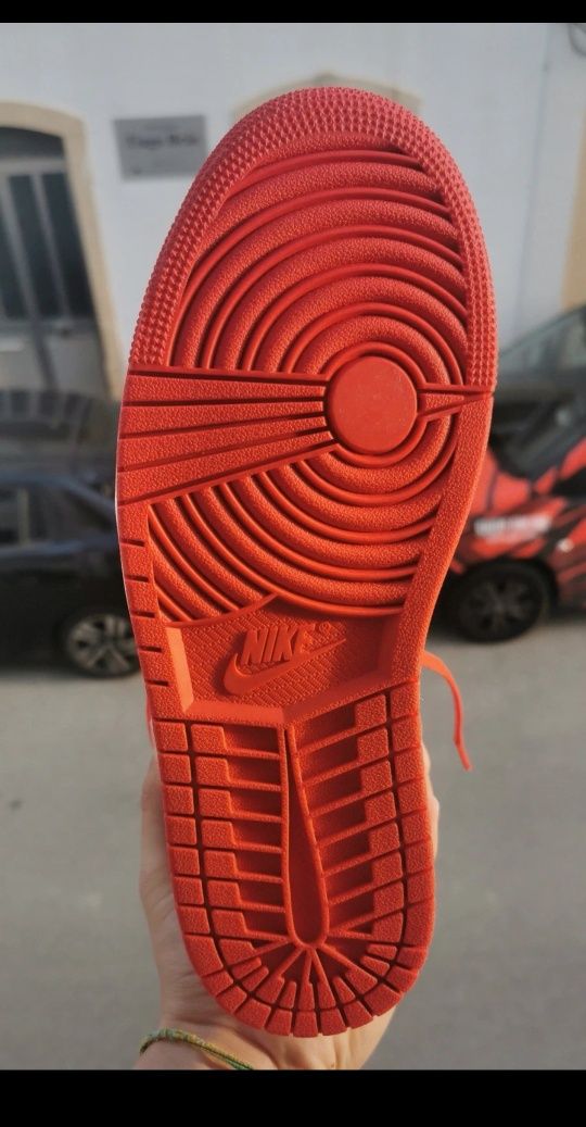 Air Jordan 1 Mid