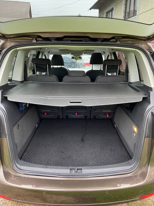 Продам Volkswagen Touran