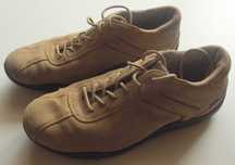 Sapatos/Ténis Levis