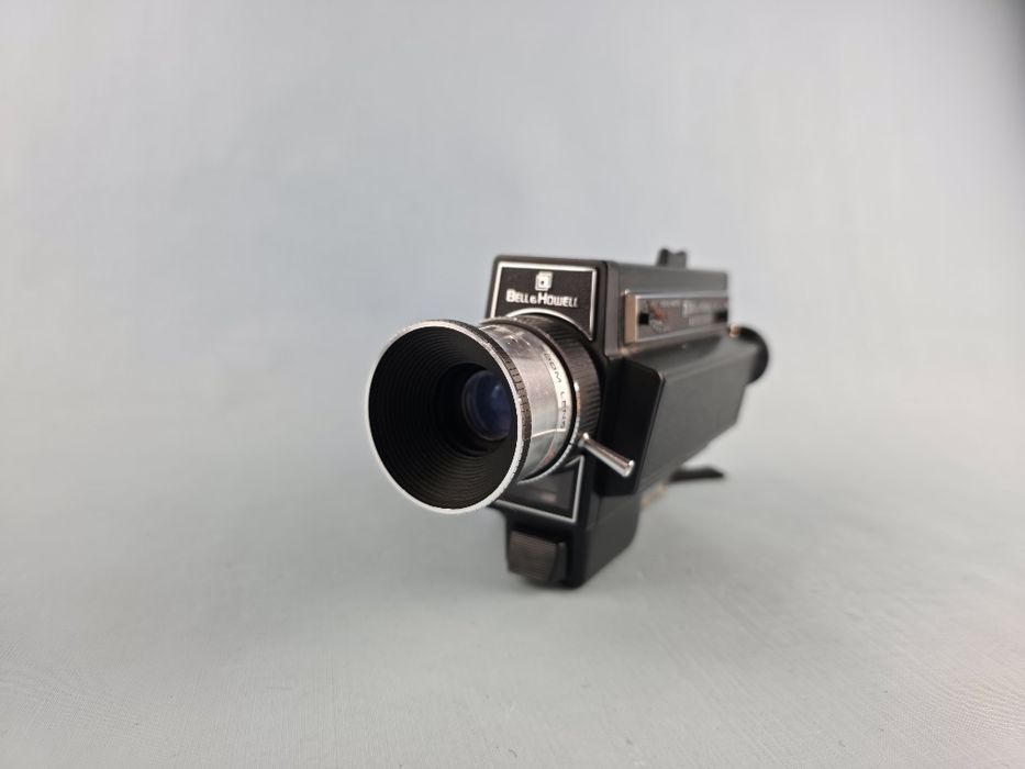 Stara kamera Bell and Howel model 491