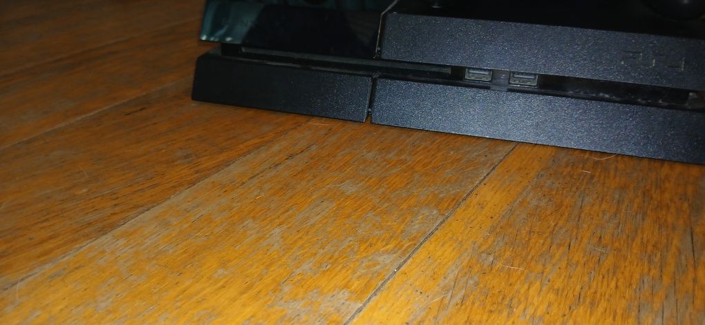 Playstation 4 semi nova