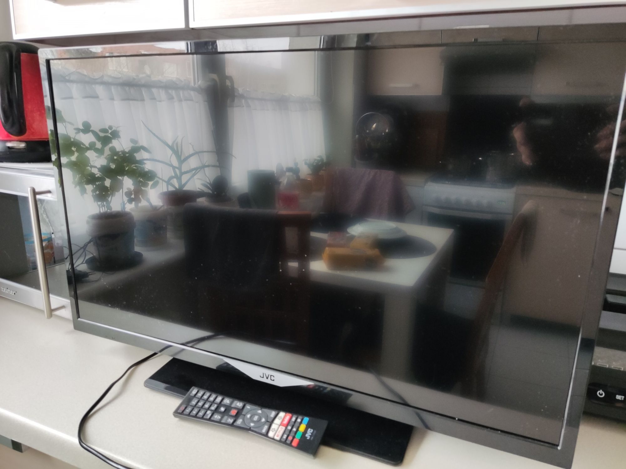 Telewizor JVC LT32VF52K 32" LED Full HD