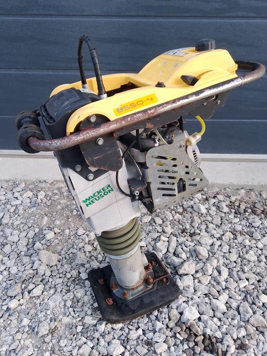 Skoczek stopa Wacker Neuson BS50-4
