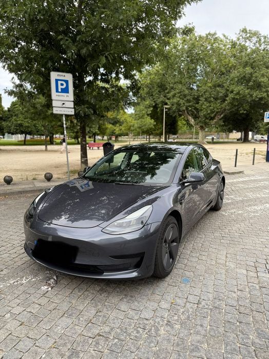 Tesla Model 3 Standard Range Plus RWD