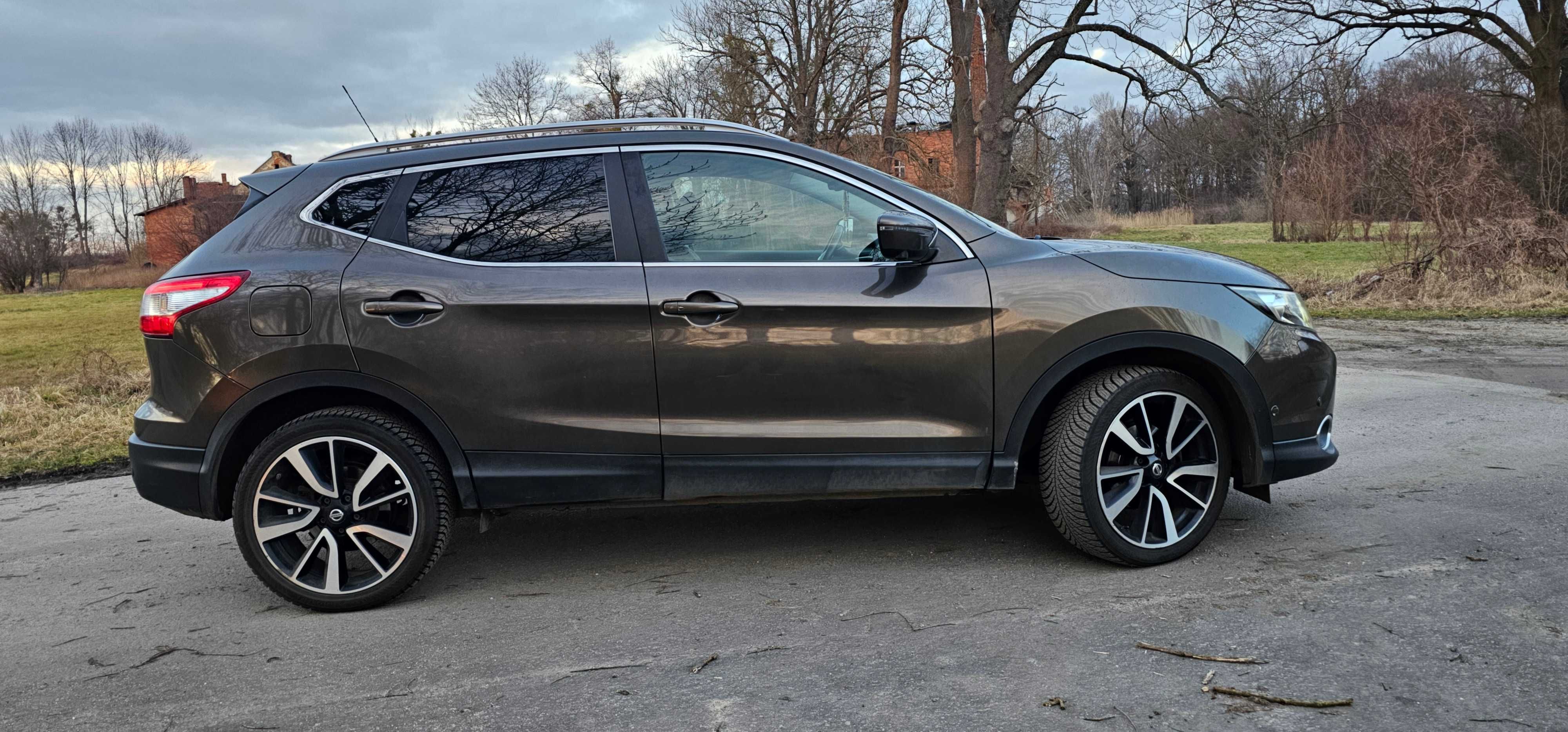 Nissan Qashqai Tekna 1.6dCi Automat Bogate wyposażenie