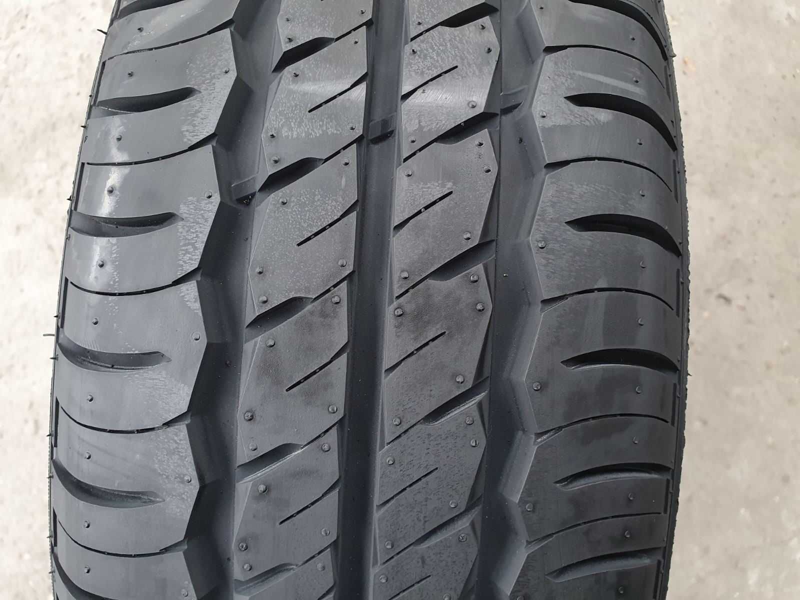 2x Laufenn X Fit Van 205/65R15C Nowe