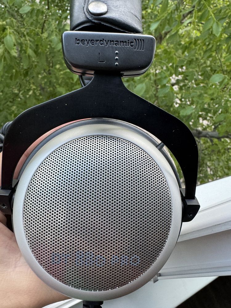 Навушники студійні Beyerdynamic DT 880 Pro 250 ОМ в гарному стані