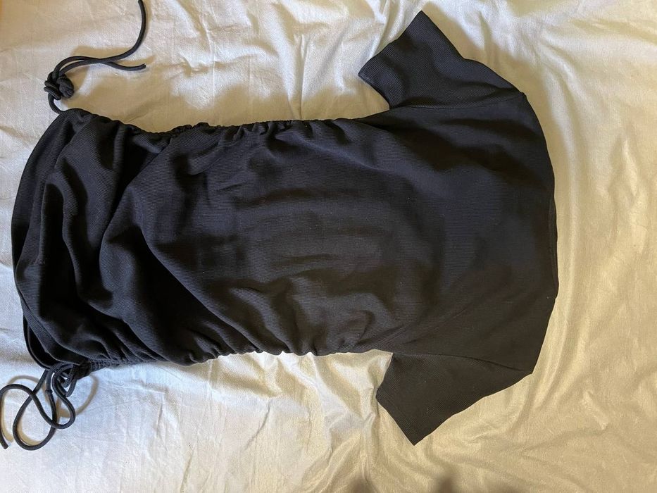 Сукня Zara чорна приталена