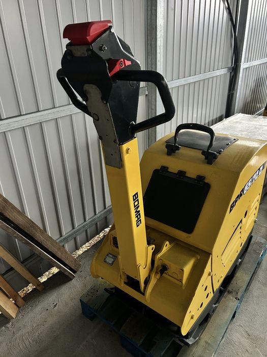 Zagęszczarka ubijaczka rewersyjna BOMAG BPR 65/70D Hatz 1d81