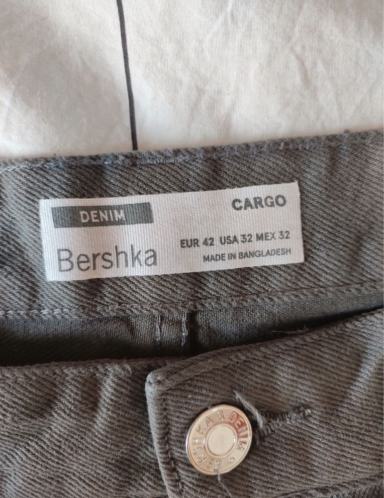 szare spodnie cargo bershka rozmiar 42