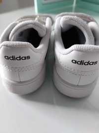 Adidas sapatilha criança tamanho 23