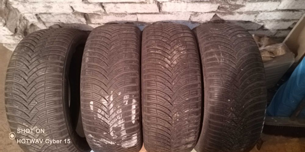 Całoroczne opony KLEBER Quadraxer  225/45/R17 Cena za 4 szt.