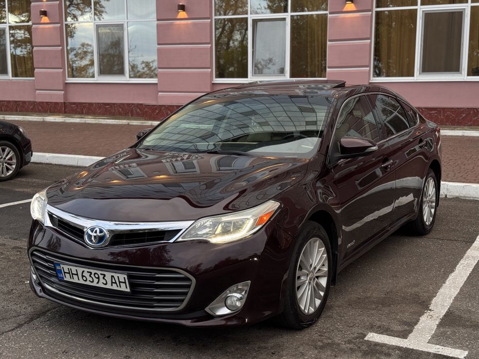 Toyota Avalon Hybrid 2013