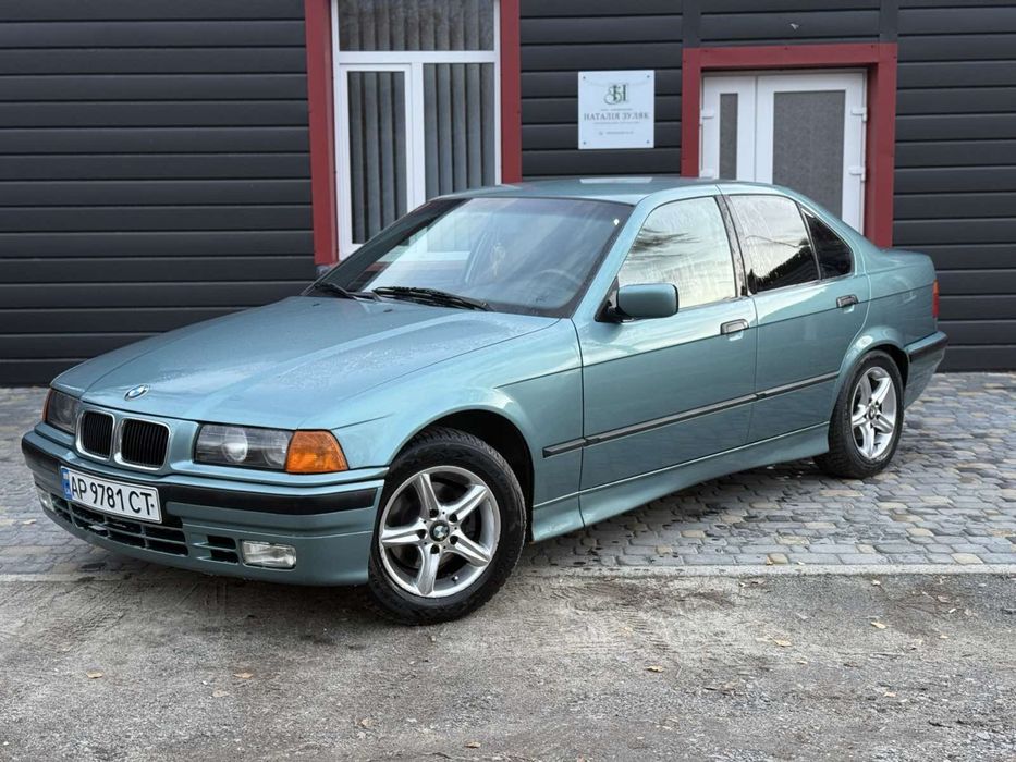 Продам BMW e36  гарний стан