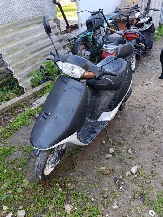 Скутер Honda tact af16