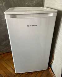 Маленький холодильник Hansa
