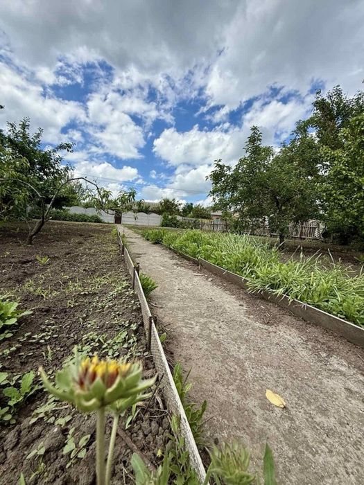 Будинок з великою ділянкою 3D ТУР