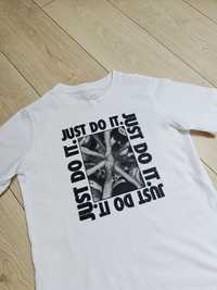 T-shirt Nike dla chłopca roz 152-158 bawelna