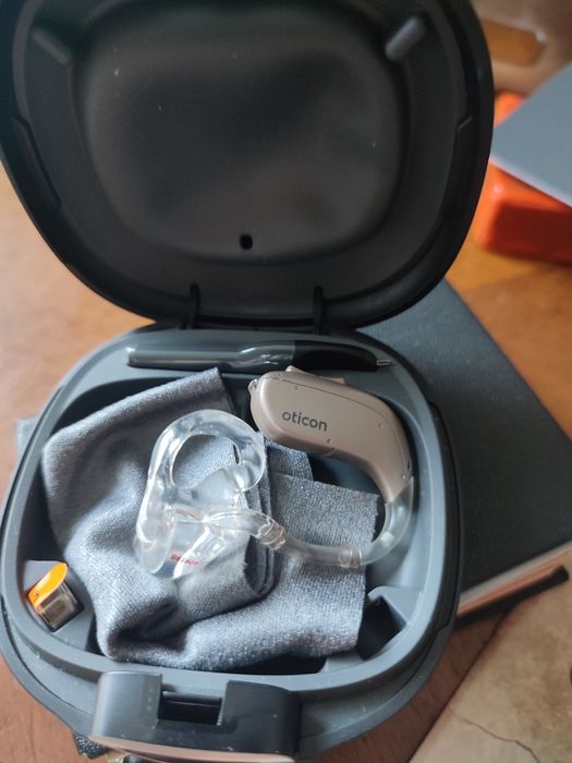 Aparat słuchowy Oticon JET 2 BTE C090 prawy