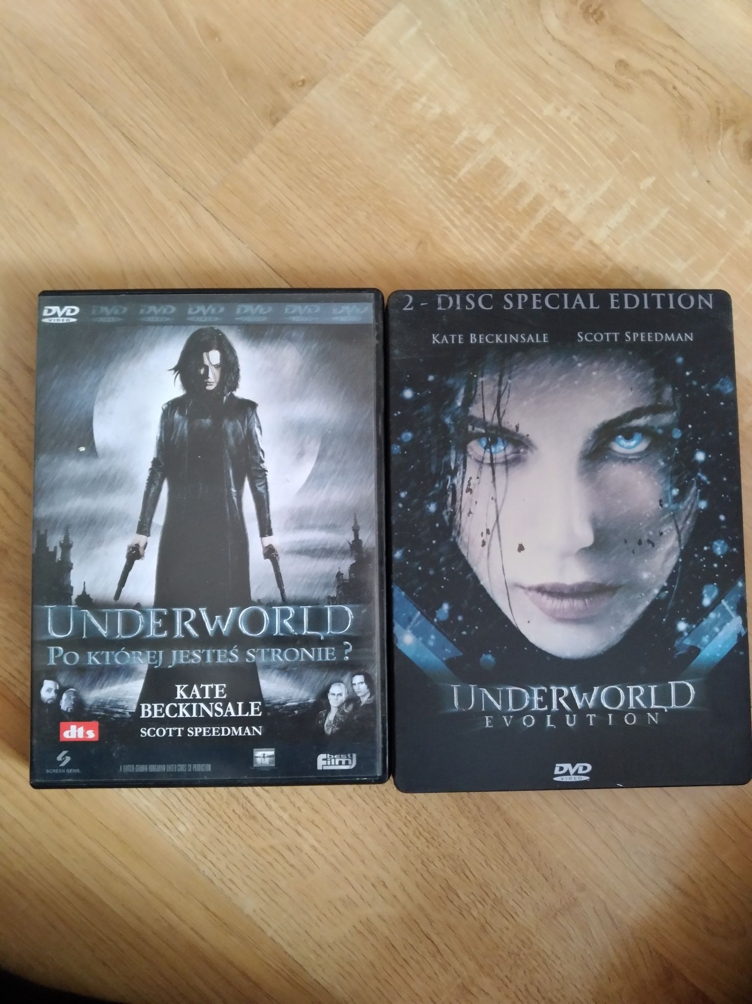 4 Filmy 2x Niezniszczalni i 2x Underworld Stellbook