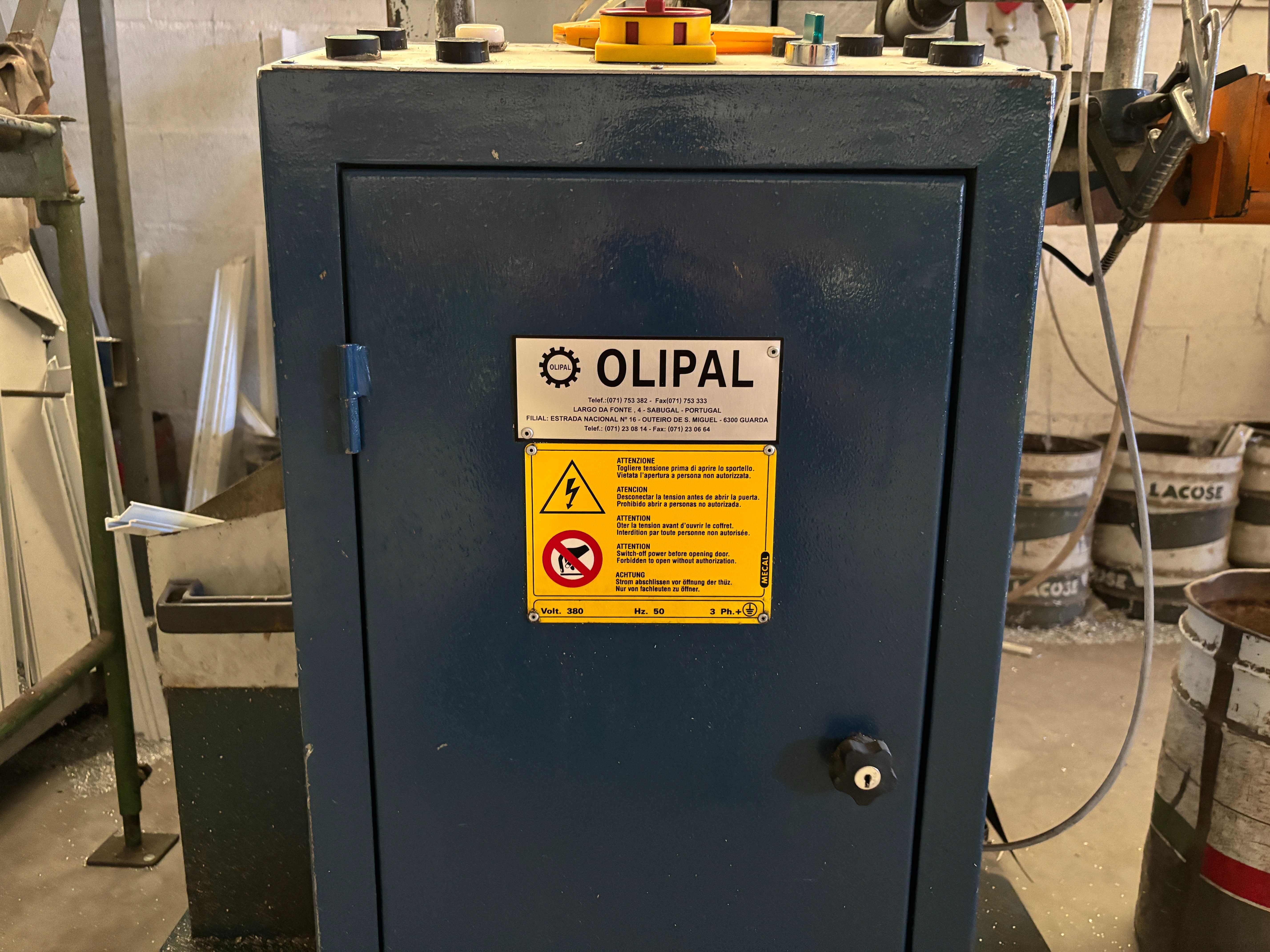 Máquina de Corte Alumínio/PVC OLIPAL – Ideal para Caixilharia