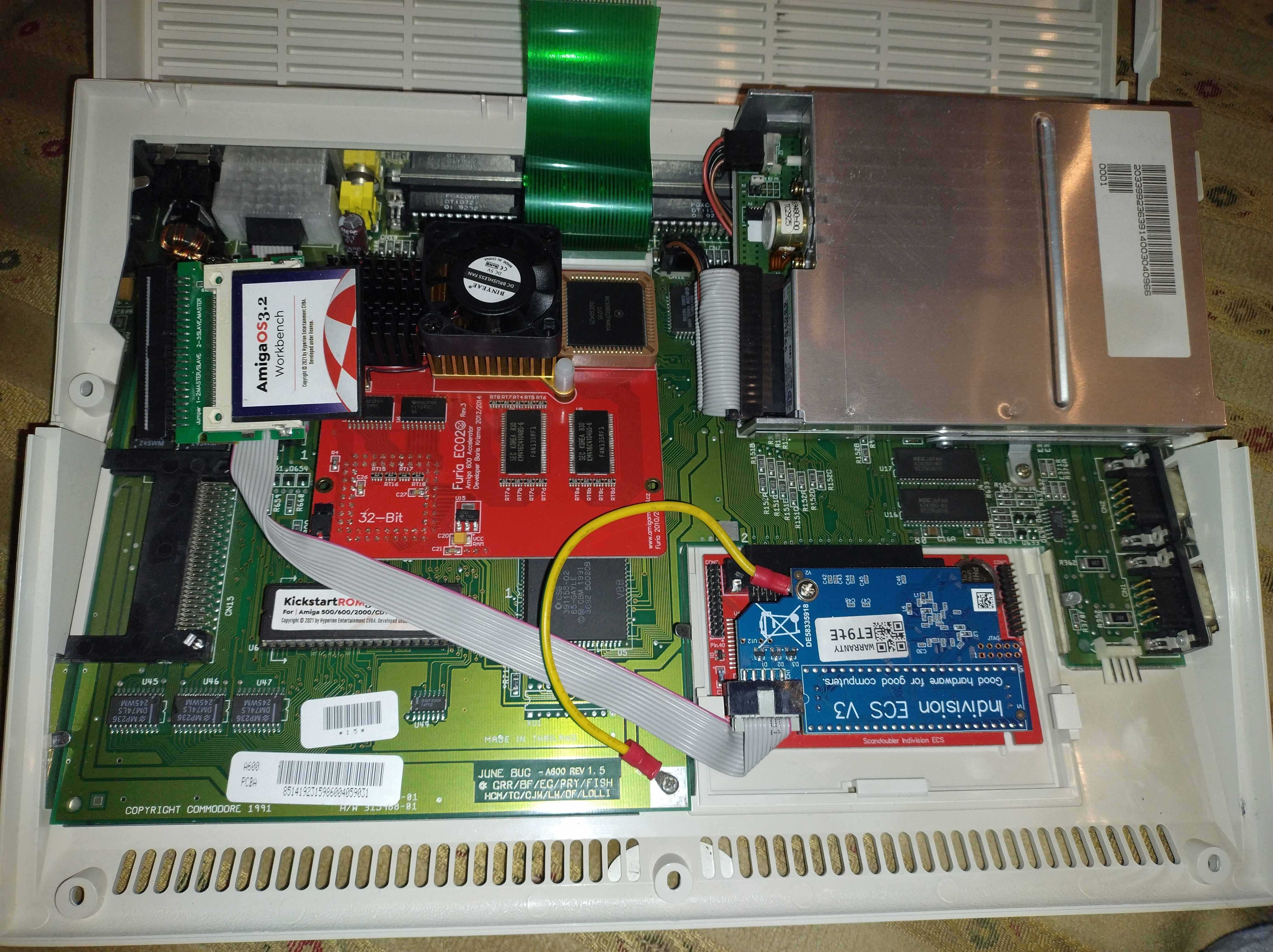 Amiga 600 rev 1.5 Turbo Furia + CF + Indivision CRT MK3