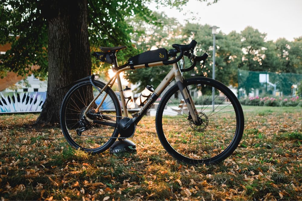 Gravel accent furious pro na napędzie Sram Apex i GX, garbaruk, brooks