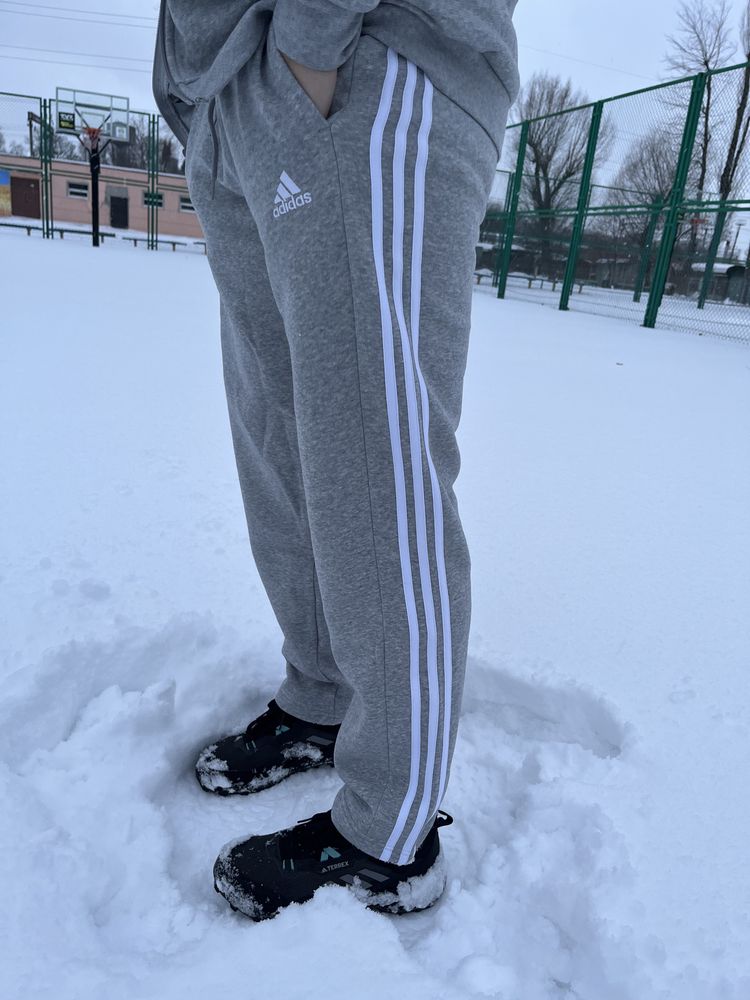 Штани Adidas , Штани Адідас